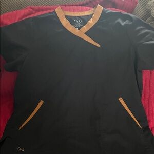 2XL NRG Black and Gold Scrub Top
